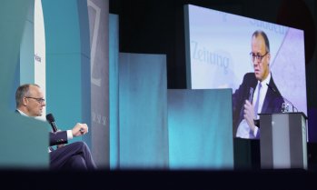 Мерц рискува да провали шанса си да възроди Германия