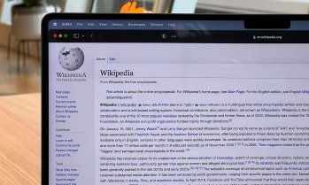 Wikipedia започва нови партньорства с AI компаниите, за да плащат &bdquo;справедливия си дял&ldquo;