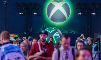 Xbox съкращава работни места и прехвърля гейминг студиата си към Activision