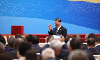 Бедните страни са получили заеми за 1 трлн. долара от Китай - както и богатите