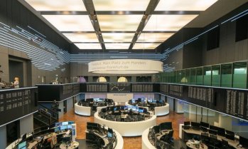 Европейските пазари затвориха с резки спадове в петък