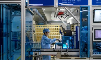 Китай отбеляза най-слабия си икономически растеж от 2022 г., инвестициите спадат