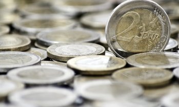 Обещанието за консолидация остава само на хартия