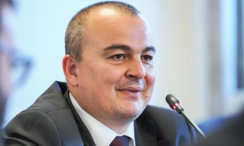 Млекопреработвателите ще докладват на 24 часа каква суровина влиза при тях
