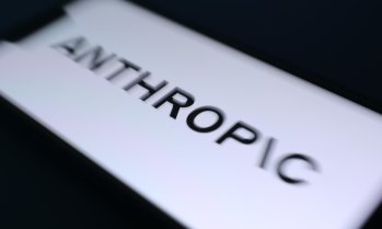 Sony и Warner Music съдят Anthropic заради песни, използвани при обучението на изкуствен интелект