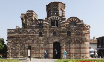 По-малко чужди туристи са нощували в България през първото тримесечие