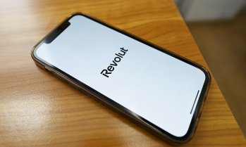 Съоснователят на Revolut Влад Яценко се оттегля от поста главен технологичен директор