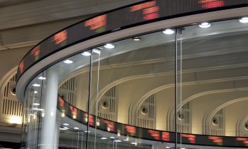 Hanwha Aerospace поведе възхода на азиатските акции в сектора на отбраната