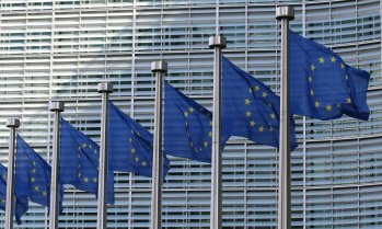 ЕС се ангажира с 10 млрд. евро за изграждането на 7 гигафабрики за изкуствен интелект