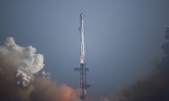 Мъск планира изстрелването на орбиталния център за данни на SpaceX към края на 2027 г.