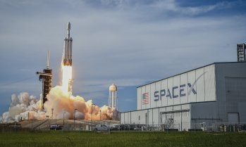 SpaceX търси 40 млрд. долара за още чипове от Nvidia