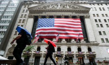 Wall Street отваря с леки промени в очакване на сделка за Ормузкия проток*