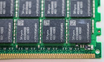 SK Hynix измести Samsung и вече е най-голямата публична компания в Южна Корея
