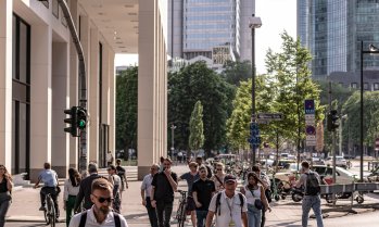 Ръстът на заплатите в еврозоната се е забавил през първото тримесечие