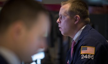 Intel и Amazon повеждат разпродажбата на акции на Wall Street*