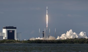 Борсовият дебют на SpaceX привлича огромен интерес, но малко звездни IPO-та надминават пазара