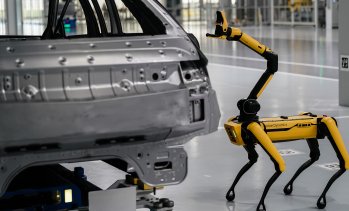 Toyota очаква годишни разходи от 6,4 млрд. долара за автоматизация на своите заводи