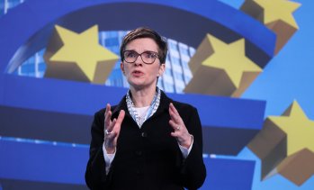 Председателят на Надзорния съвет на ЕЦБ се обяви против разхлабването на банковите регулации в Европа