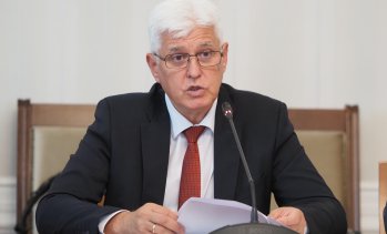 Военната прокуратура и ДАНС проверяват договори в Министерството на отбраната