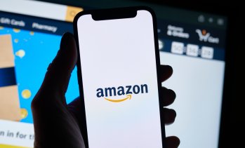 Amazon обяви нов робот за складовете си и инвестиция от 10 млрд. евро в Европа