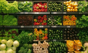 Инфлацията се забавя и през последния месец на 2025 г.