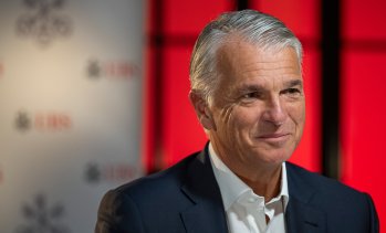 Серджо Ермоти планира да се оттегли като шеф на UBS през април 2027 г.