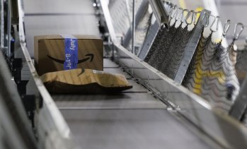 Amazon намалява таксите за продавачите в Европа в ценова война с Temu и Shein