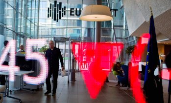JPMorgan: Европейските акции изостават въпреки поевтиняването на петрола