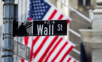 Wall Street записа позитивна сесия при изненадващо слабите данни за заетостта в САЩ