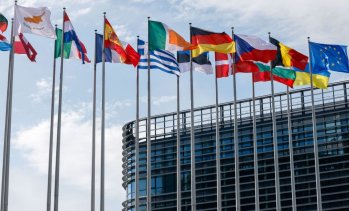 ЕНП залага на крайната десница за разхлабване на екологичните разпоредби в ЕС