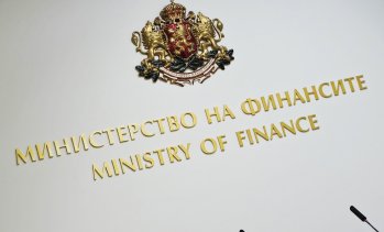 Гълъб Донев смени директора на АДФИ
