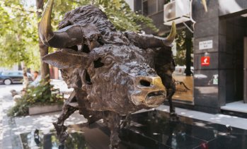 SOFIX е в подножието на 1380 пункта