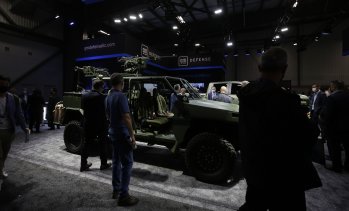 General Motors преговаря с Lockheed Martin за производство на части за отбраната