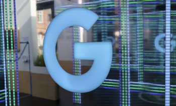 ЕС разследва Google за злоупотреба с доминиращо положение чрез AI инструменти