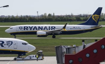 Ryanair има планове за армагедон, европейски авиокомпании може да не оцелеят в кризата