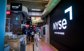 S&P 500 бележи леко повишение на фона на спада на доходността по американските ДЦК*