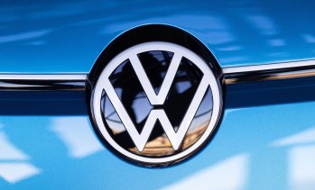 Председателят на IG Metall: Целите на Оливер Блуме за съкращения във VW са абсурдни