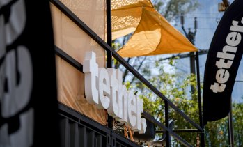 Tether затвърди позицията си на водещ купувач на злато с нови 14 тона през тримесечието