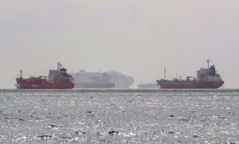 Русия не може да намери купувачи за всичкия петрол, който е принудена да изнася