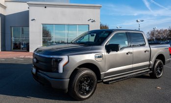 Зимата идва за електромобилните амбиции на автомобилните концерни