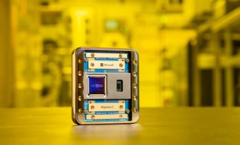 Microsoft представи нов квантов чип, разработен с помощта на изкуствен интелект