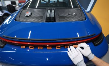 Porsche ще съкрати 5 хил. работни места до 2035 г.