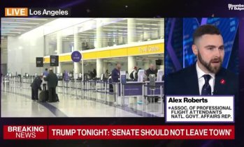 Как се отразяват смущенията в полетите в САЩ на кабинния екипаж?