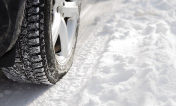 Защо е важно да поддържаме автомобила в топ форма преди зимата?