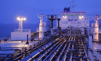 Американските санкции удрят и доставките на руски петрол до Китай през Северния морски път