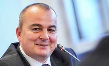 Абровски: Държавата трябва да помага на земеделците с пазар, а не само със субсидии
