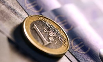 Връщането на минималните осигурителни прагове е „червена линия“ за АИКБ