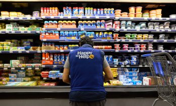 Walmart отбеляза най-слабия ръст на продажбите в САЩ от шест години