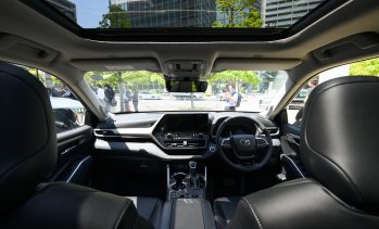 Автомобилната индустрия в Европа се сблъсква с новата реалност. Каква е тя?