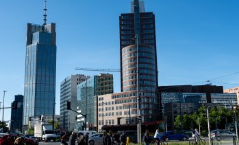 Местната Студена война в Полша заплашва икономиката за 1 трлн. долара